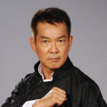身材很苗条的朋友妈妈